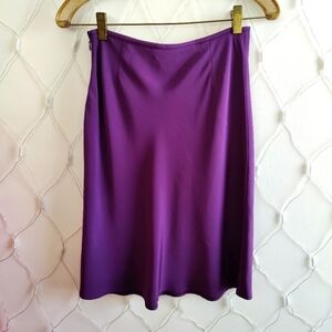 Ann Taylor • Silk Skirt • Classic Cut • Knee Length • Size 2P